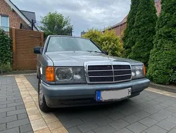Grau Gebraucht 1988 Mercedes 190 Limousine | 5.100 €