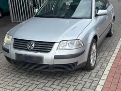 Silber Gebraucht 2003 VW Passat Limousine | 990 € (Superpreis)