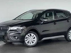 Schwarz / cosmicblack / metallic Gebraucht 2017 Suzuki SX4 S-Cross SUV | 15.450 €