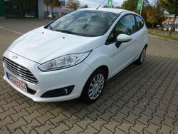Weiß Gebraucht 2016 Ford Fiesta Trend Kleinwagen | 3.999 € (Guter Preis)