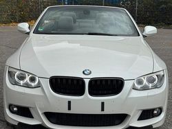 Weiß Gebraucht 2011 BMW 335 Cabriolet M Performance Cabrio | 18.500 € (Fairer Preis)