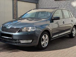 Grau Gebraucht 2017 Skoda Rapid Ambition Kombi | 9.700 € (Fairer Preis)