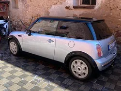 Silber Gebraucht 2004 Mini Cooper Kleinwagen | 1.000 € (Etwas zu teuer)