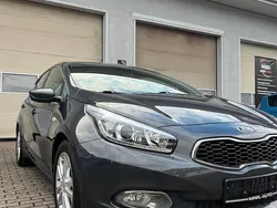Grau Gebraucht 2015 Kia Ceed Limousine | 6.199 € (Superpreis)