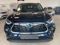 Blau Gebraucht 2023 Toyota Highlander Hybrid SUV | 54.990 €