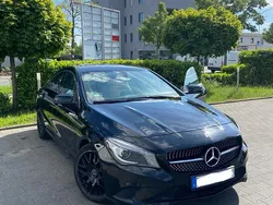 Schwarz Gebraucht 2015 Mercedes CLA180 Limousine | 7.000 €