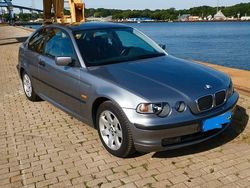Silber Gebraucht 2003 BMW 316 Compact Kleinwagen | 3.300 € (Fairer Preis)