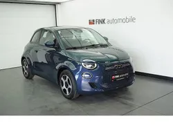 Grün Gebraucht 2022 Fiat 500e Action Limousine | 12.770 € (Superpreis)