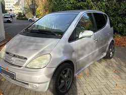 Silber Gebraucht 2002 Mercedes A210 Limousine | 999 € (Superpreis)
