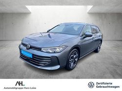 Grau Gebraucht 2024 VW Passat Pro Kombi | 38.530 € (Superpreis)