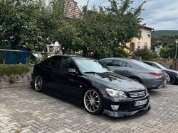 Schwarz Gebraucht 2001 Lexus IS200 Sport Line Limousine | 9.500 €