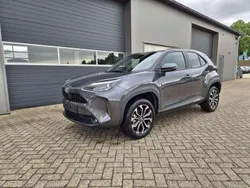 Marlingrau metallic Neu 2025 Toyota Yaris Kleinwagen | 28.090 € (Etwas zu teuer)