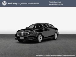 Saphirschwarz metallic Neu 2025 BMW 520 Limousine | 67.990 €