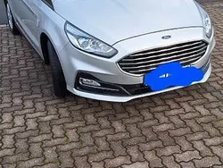 Grau Gebraucht 2020 Ford S-MAX Trend Van / Kleinbus | 15.100 € (Guter Preis)