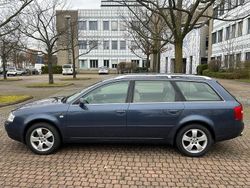 Blau Gebraucht 2003 Audi A6 Comfort Kombi | 1.350 €