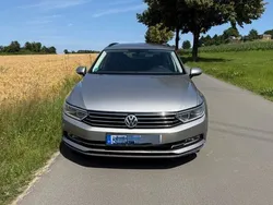 Silber Gebraucht 2016 VW Passat Comfortline Kombi | 15.300 € (Guter Preis)