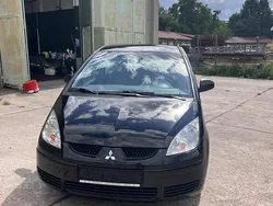 Schwarz Gebraucht 2005 Mitsubishi Colt Kleinwagen | 2.000 € (Teuer)