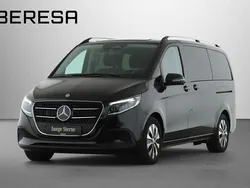 Obsidianschwarz Gebraucht 2024 Mercedes V250 Style Van / Kleinbus | 65.225 € (Teuer)