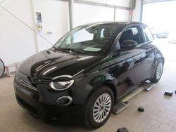 Schwarz Gebraucht 2023 Fiat 500e Kleinwagen | 22.899 € (Fairer Preis)