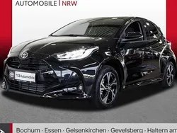 Schwarz Neu 2025 Toyota Yaris Hybrid Comfort Limousine | 26.589 € (Fairer Preis)