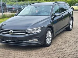 Grau Gebraucht 2021 VW Passat Business Kombi | 16.200 € (Guter Preis)