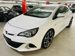 Weiß Gebraucht 2013 Opel Astra GTC OPC Coupé | 14.900 € (Teuer)