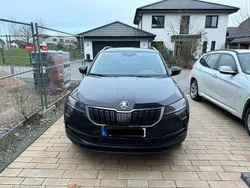 Schwarz Gebraucht 2018 Skoda Karoq Style SUV | 20.500 € (Etwas zu teuer)