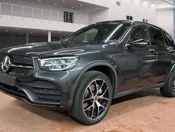 Grau Gebraucht 2021 Mercedes GLC300e AMG SUV | 38.890 € (Fairer Preis)