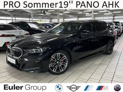 Schwarz Gebraucht 2025 BMW 520 M Sport Kombi | 51.333 € (Superpreis)