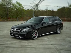Schwarz Gebraucht 2015 Mercedes E63S AMG AMG Kombi | 29.999 € (Superpreis)