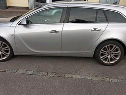 Silber Gebraucht 2009 Opel Insignia Kombi | 3.200 € (Fairer Preis)