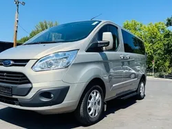 Grau Gebraucht 2013 Ford Tourneo Custom Van / Kleinbus | 15.999 € (Etwas zu teuer)