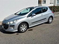 Silber Gebraucht 2008 Peugeot 308 Coupé | 2.450 € (Fairer Preis)