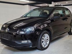 Schwarz Gebraucht 2015 VW Polo Trendline Kleinwagen | 8.499 € (Fairer Preis)