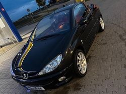 Schwarz Gebraucht 2006 Peugeot 206 CC Cabrio | 1.600 € (Fairer Preis)