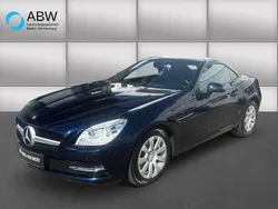 Blau Gebraucht 2015 Mercedes SLK250 Cabrio | 26.980 € (Teuer)