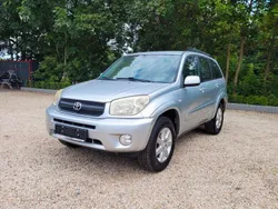 Silber Gebraucht 2005 Toyota RAV4 SR SUV | 4.880 € (Fairer Preis)