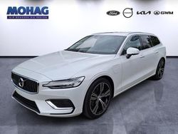 Weiss Gebraucht 2022 Volvo V60 Inscription Kombi | 33.890 € (Fairer Preis)