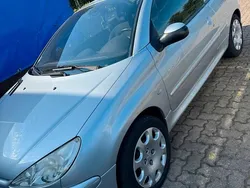 Silber Gebraucht 2004 Peugeot 206 CC Cabrio | 899 € (Superpreis)