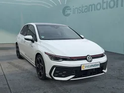 Weiß Gebraucht 2024 VW Golf VIII GTI Limousine | 43.650 € (Fairer Preis)