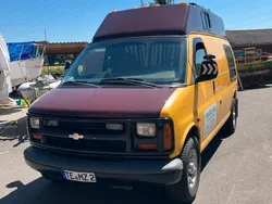 Gelb Gebraucht 2001 Chevrolet Express Van | 13.500 €