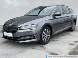 Graphitegrau metallic Gebraucht 2022 Skoda Superb Ambition Kombi | 26.790 € (Fairer Preis)