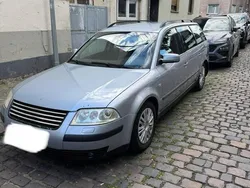 Silber Gebraucht 2001 VW Passat Kombi | 1.700 € (Fairer Preis)