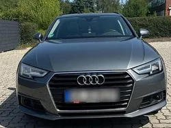 Grau Gebraucht 2017 Audi A4 Kombi | 15.000 € (Fairer Preis)