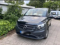 Grau Gebraucht 2020 Mercedes Vito Van / Kleinbus | 32.000 €
