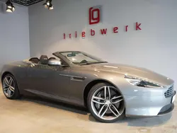 Grau Gebraucht 2015 Aston Martin DB9 Cabrio | 114.941 € (Etwas zu teuer)