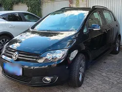 Schwarz Gebraucht 2009 VW Golf Plus Cross Van / Kleinbus | 7.500 € (Fairer Preis)