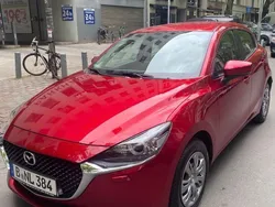 Rot Gebraucht 2023 Mazda 2 Center-Line Limousine | 13.990 € (Fairer Preis)