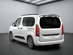 Weiß Neu 2025 Opel Combo Van / Kleinbus | 29.349 € (Etwas zu teuer)