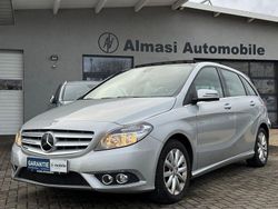 Silber Gebraucht 2014 Mercedes B200 Van / Kleinbus | 14.790 € (Fairer Preis)